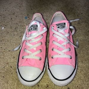 Pink converse size 5